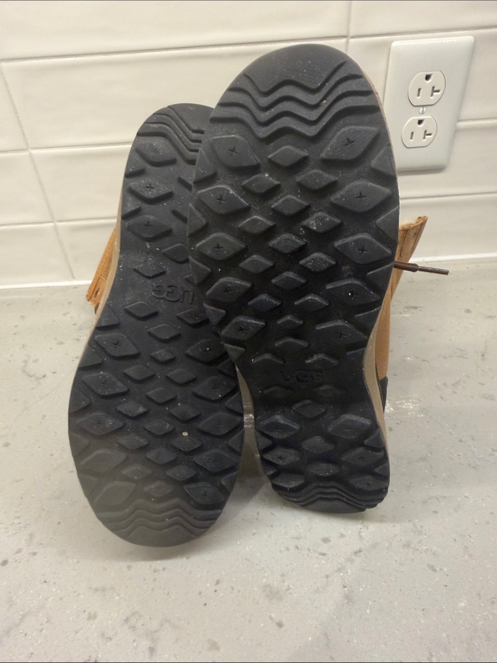 UGG Waterproof Tan & Black Lace-Up Winter Boots - Picture 8 of 9